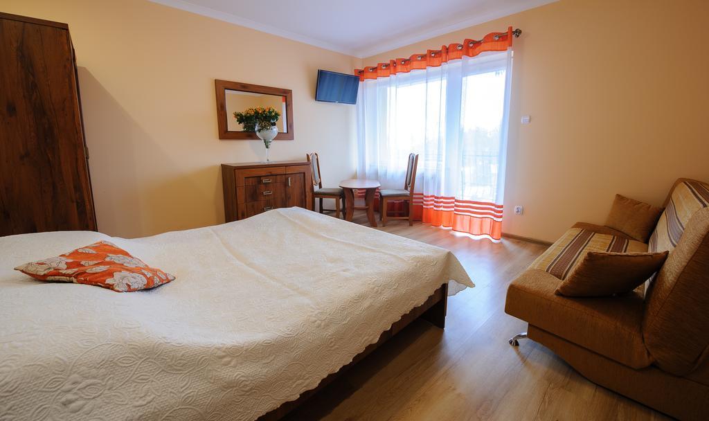 Pokoje I Apartamenty Iwona Ciechocinek Exterior foto